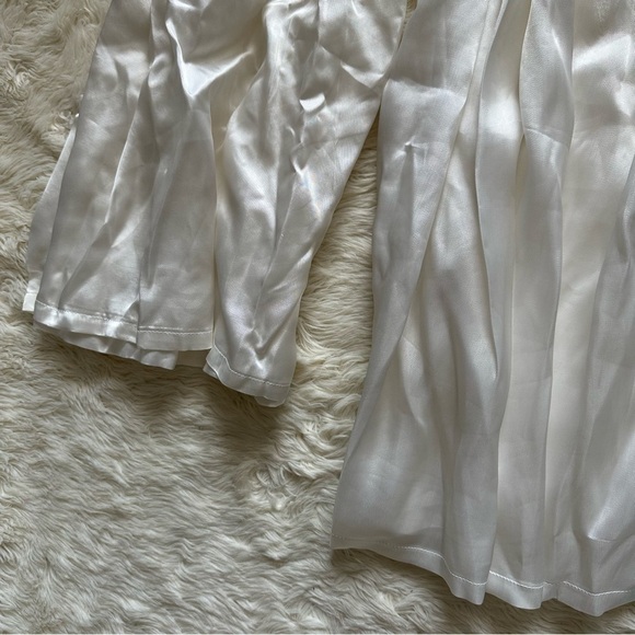 The Kemist Dress Pomona Off the Shoulder Relaxed Flowy Mini White UK18/US14 - Picture 4 of 11